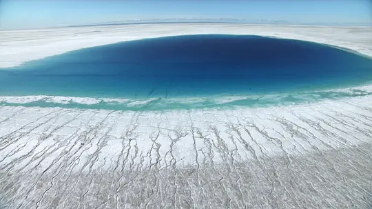 BBC纪录片《冰冻星球 Frozen Planet》全9集 英语中字 1080P高清 百度网盘下载插图7 BBC纪录片《冰冻星球 Frozen Planet》全9集 英语中字 1080P高清 百度网盘下载插图7