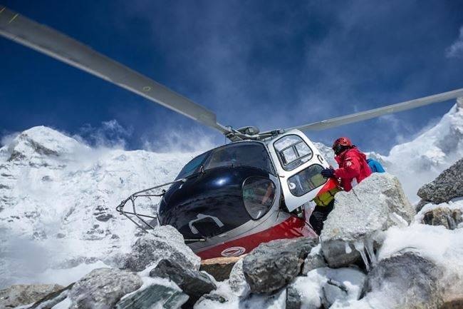 探索频道《珠峰雪崩悲剧 Everest Avalanche Tragedy》英语外挂中字 720P/MPO4/1.4G 珠穆朗玛峰纪录片插图4 探索频道《珠峰雪崩悲剧 Everest Avalanche Tragedy》英语外挂中字 720P/MPO4/1.4G 珠穆朗玛峰纪录片插图4