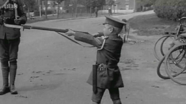 BBC纪录片《英国的一战 Britain’s Great War 2014》全4集 英语英字 720P/MP4/3.91GB 一战如何改变了英国插图3 BBC纪录片《英国的一战 Britain’s Great War 2014》全4集 英语英字 720P/MP4/3.91GB 一战如何改变了英国插图3