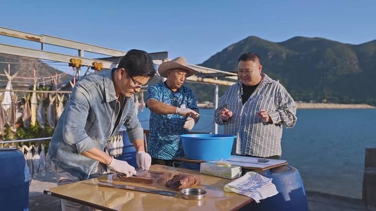 国产纪录片《香港味道/香港美食 2024》全7集 国语中字 4K超清/2160P/MKV/28.1G插图4 国产纪录片《香港味道/香港美食 2024》全7集 国语中字 4K超清/2160P/MKV/28.1G插图4